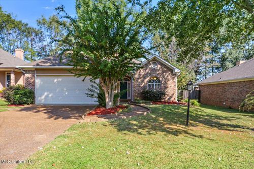 1012 Camdenmill Dr, Ridgeland, MS, 39157-1040 | Card Image