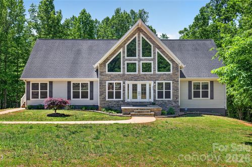 2977 Cabin Creek Dr, Catawba, NC, 28609-8191 | Card Image