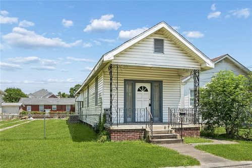 219 Papworth Avenue, Metairie, LA, 70005 | Card Image