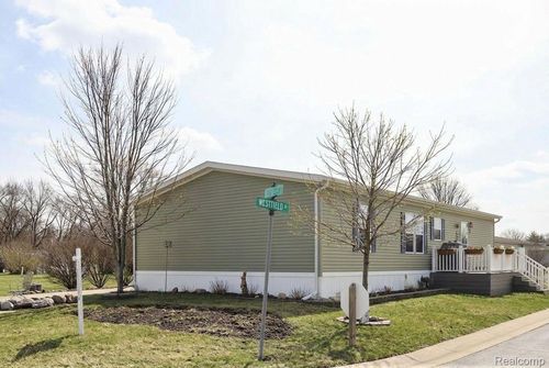 501 Kinloch, Temperance, MI, 48182-2330 | Card Image