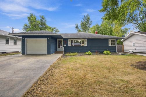 222 26th Ave N, Fargo, ND, 58102-2051 | Card Image