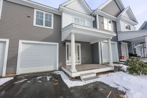 181 Knollwood Way, Manchester, NH, 03102-7800 | Card Image