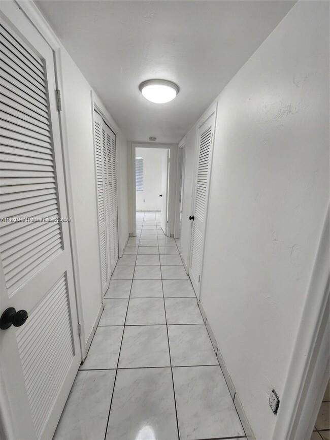 857 W 79 Th Pl, House other with 3 bedrooms, 4 bathrooms and null parking in Hialeah FL | Image 15