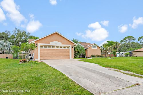 402 Ainsley St Se, PALM BAY, FL, 32909-8588 | Card Image