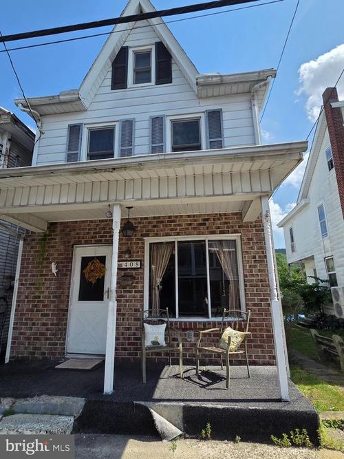 408 W Market St, WILLIAMSTOWN, PA, 17098-1513 | Card Image