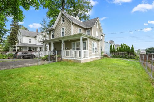 17 Pleasant Street, Danbury, CT, 06810 | Card Image