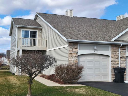 unit-12-2241 Tallgrass Ct, Beloit, WI, 53511-7018 | Card Image