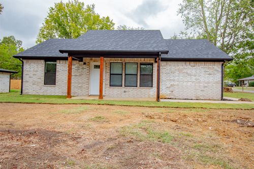 1102 W Mulberry St, Durant, OK, 74701-3849 | Card Image