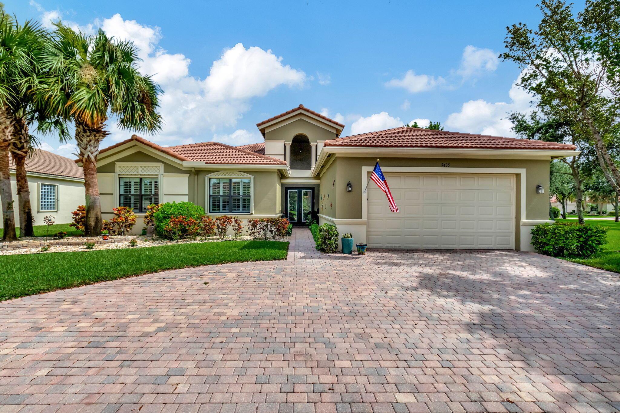 Isles Cay Dr, Delray Beach, FL 33446