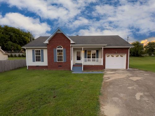 909 Avery Green Ct, Old Hickory, TN, 37138-2252 | Card Image