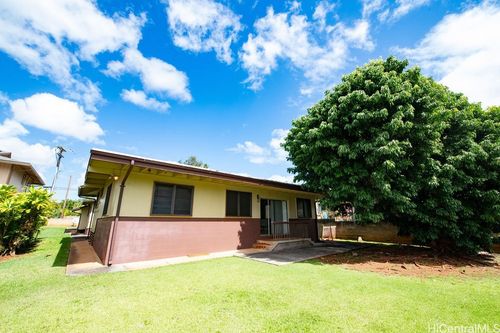 825 Neal Ave, Wahiawa, HI, 96786-2149 | Card Image