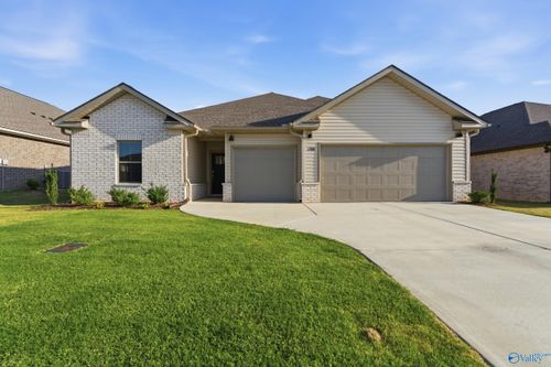 17884 Longleaf Dr, Athens, AL, 35611-7375 | Card Image