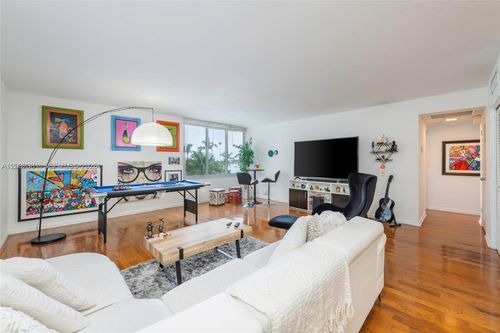 331-1200 West Ave, Miami Beach, FL, 33139-4312 | Card Image