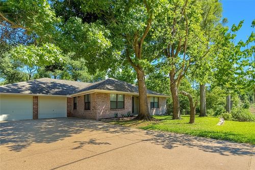 28 Sammy Snead Dr, Hilltop Lakes, TX, 77871 | Card Image