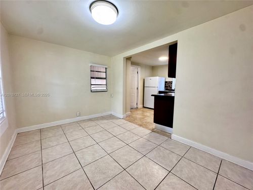 719 Glenn Pkwy, Hollywood, FL, 33021-5624 | Card Image