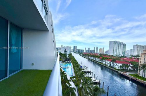 apt-525-2950 Ne 188th St, Aventura, FL, 33180-2737 | Card Image