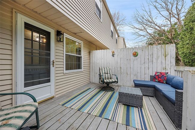 Covered rear deck | Image 5