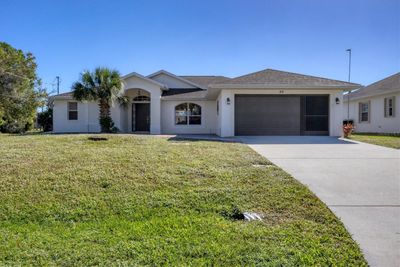 44 Long Meadow Lane, House other with 3 bedrooms, 2 bathrooms and null parking in Rotonda West FL | Image 2