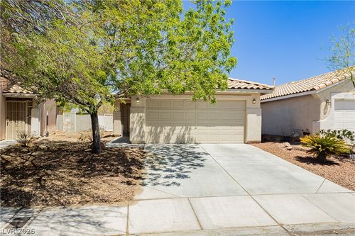 5454 Walcott Dr, Las Vegas, NV, 89118-6025 | Card Image