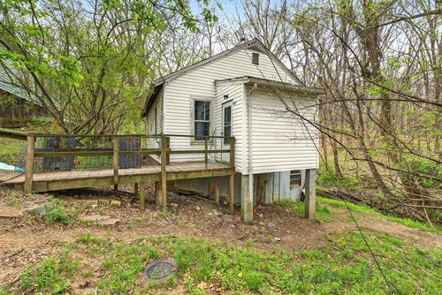 422 Holly St., Farmville, VA, 23901 | Card Image