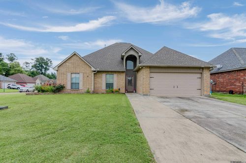 26339 Poplar Glen Dr, Denham Springs, LA, 70726-6575 | Card Image