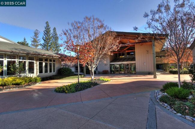APT-2 - 1129 Leisure Ln, Condo with 2 bedrooms, 1 bathrooms and 1 parking in Walnut Creek CA | Image 45