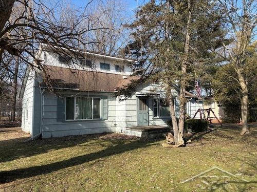 1450 Timothy St, Saginaw, MI, 48638-6504 | Card Image