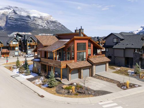414 Stewart Creek Close, Canmore, AB, T1W0L7 | Card Image