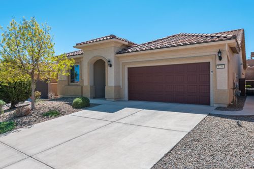 9256 Bear Lake Way Nw, Albuquerque, NM, 87120-7402 | Card Image
