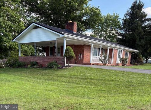 73 Woodlawn Dr, PETERSBURG, WV, 26847-9555 | Card Image