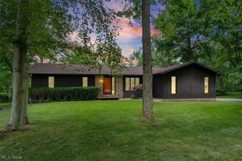 409 Whittlesey Drive, Tallmadge, OH, 44278 | Card Image