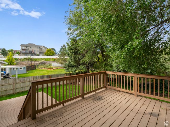 View of wooden terrace | Image 5