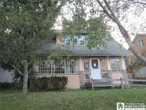 7 Beverly Pl, Jamestown, NY, 14701-3471 | Card Image