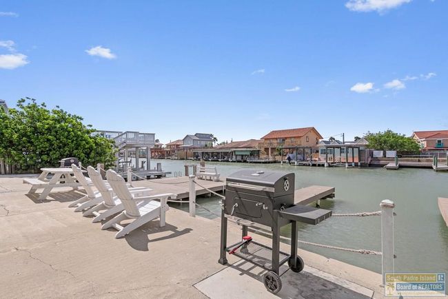 1109 Tarpon Ave, Home with 4 bedrooms, 5 bathrooms and null parking in Port Isabel TX | Image 38