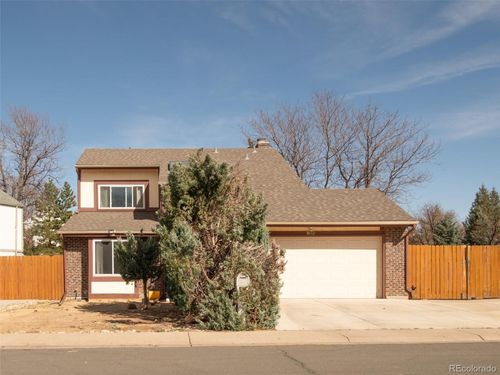 892 S Rifle Way, Aurora, CO, 80017-3207 | Card Image