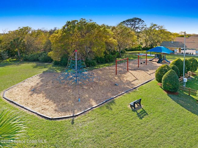 8601 Strom Park Dr, House other with 4 bedrooms, 2 bathrooms and null parking in Melbourne FL | Image 46