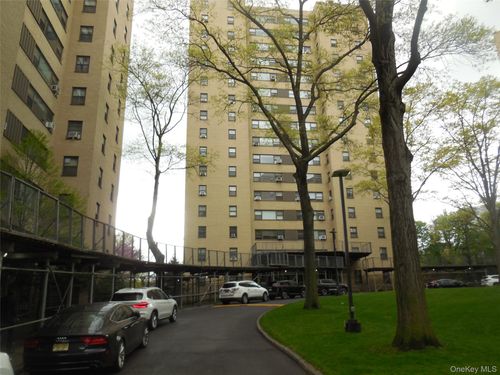 apt-5e-4 Fordham Hill Oval, Bronx, NY, 10468-4719 | Card Image
