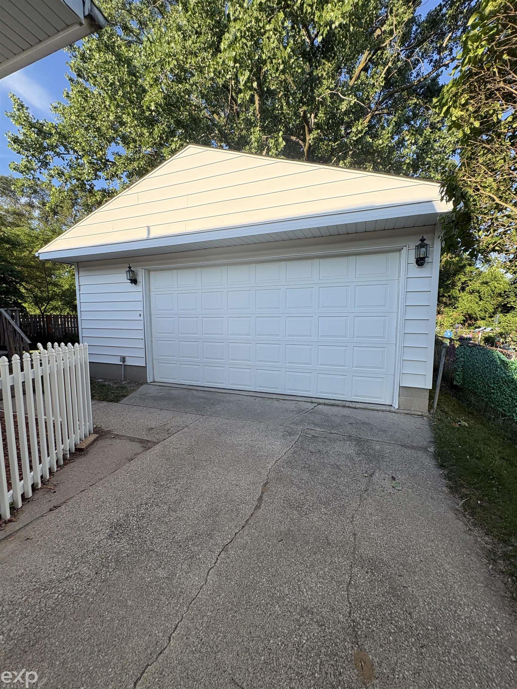 Residential in Essexville 3