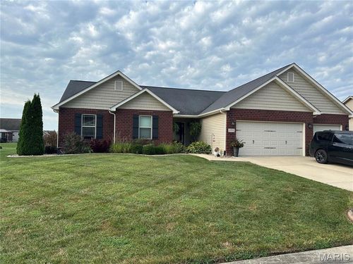 4818 River Rock Ln, Smithton, IL, 62285-3072 | Card Image