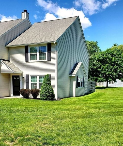 apt-f8-728 Auburn St, Whitman, MA, 02382-1851 | Card Image