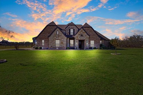 5066 White Pine Dr, Royse City, TX, 75189-5546 | Card Image