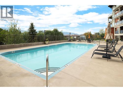 204-3865 Truswell Rd, Kelowna, BC, V1W3K9 | Card Image