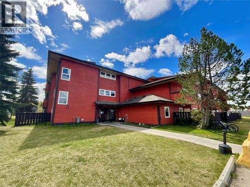 306-108 Spruce Avenue, Tumbler Ridge, BC, V0C2W0 | Card Image