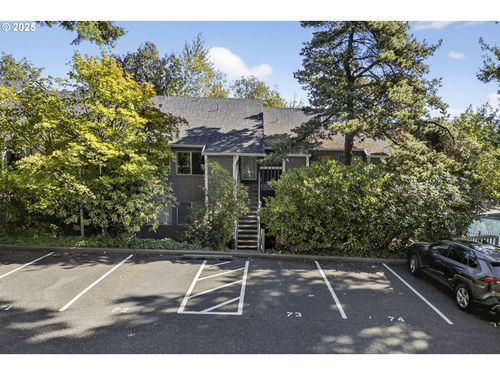 18-44 Eagle Crest Dr, Lake Oswego, OR, 97035-1105 | Card Image