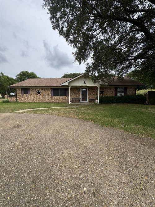 636 E Kempner St, Mabank, TX, 75147-2336 | Card Image