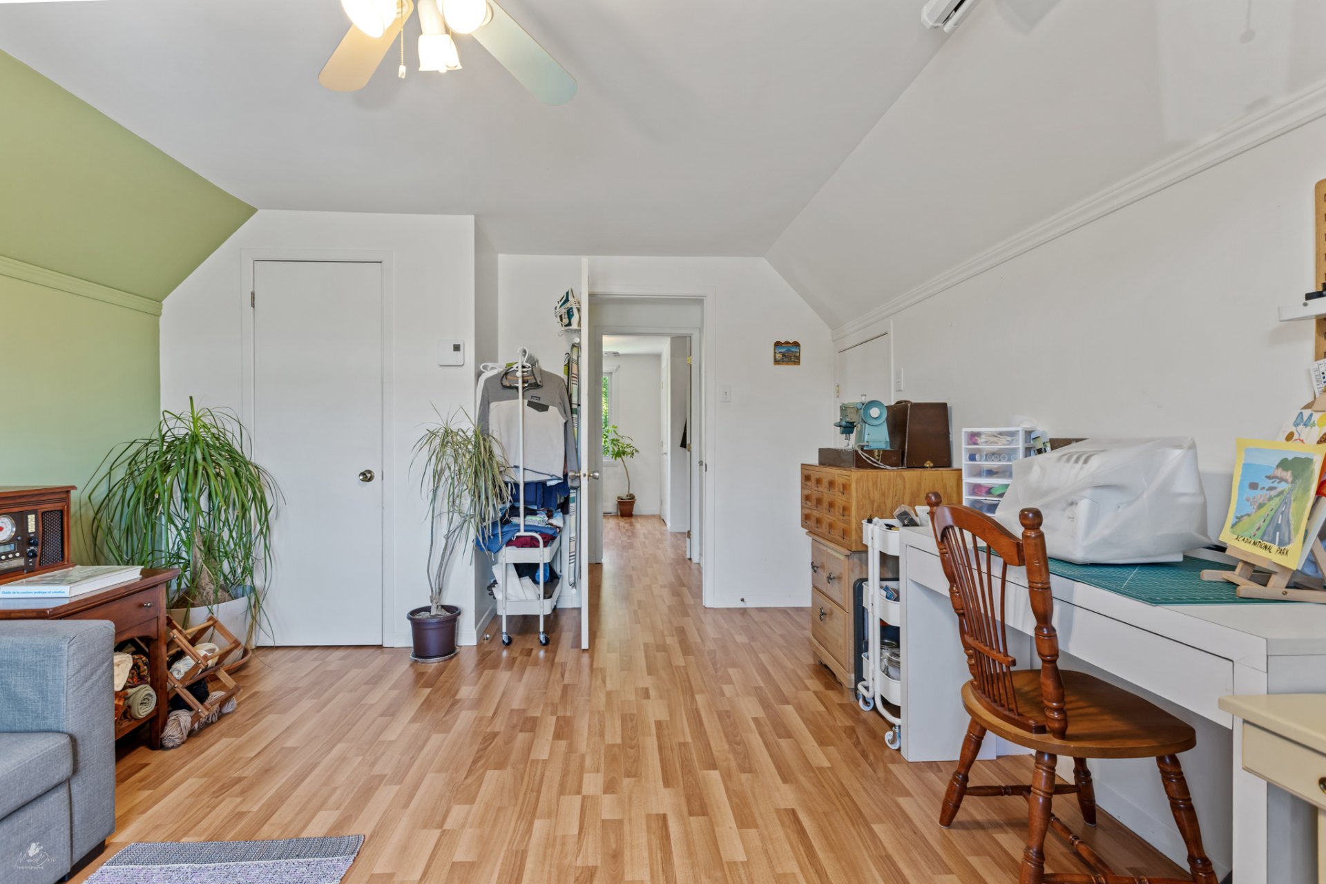 Residential in Sainte-Catherine-de-la-Jacques-Cartier 5