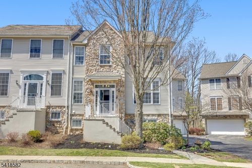 140 Arrowgate Dr, Randolph, NJ, 07869-5215 | Card Image