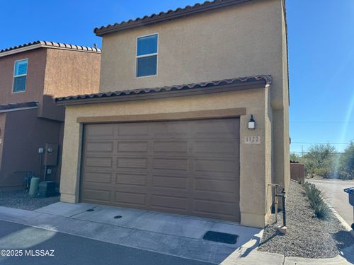 1122 E Cairn Street, Tucson, AZ, 85719 | Card Image
