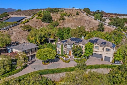 40 Cambridge Ct, Trabuco Canyon, CA, 92679-4750 | Card Image