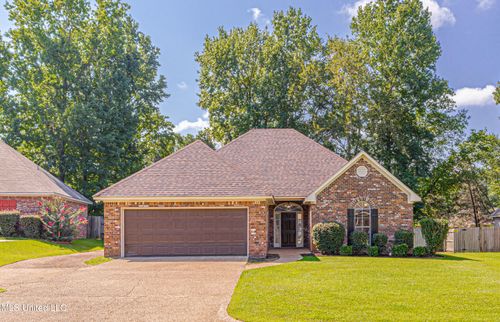 5817 Lake Trace Cir, Jackson, MS, 39211-3347 | Card Image